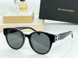 Picture of Balenciga Sunglasses _SKUfw56829190fw